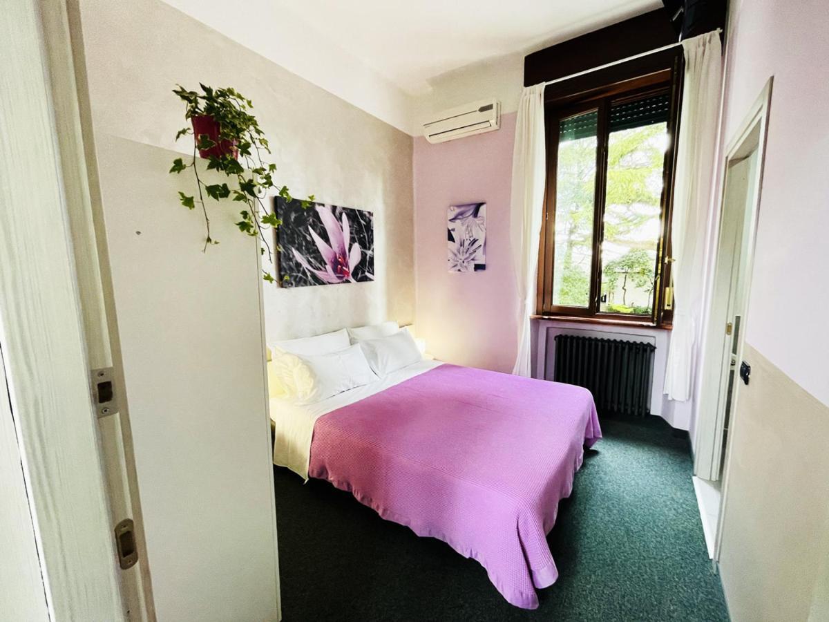 Casa Giulietta Hotel Desenzano del Garda Exterior photo