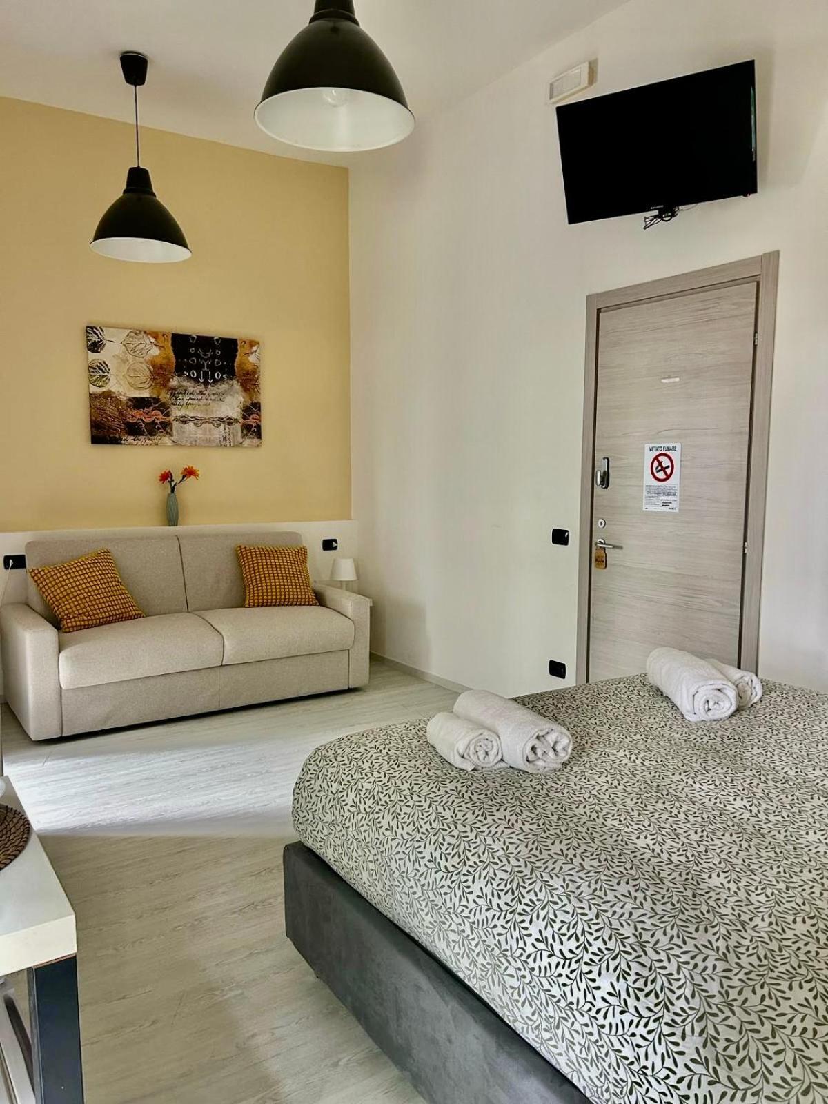 Casa Giulietta Hotel Desenzano del Garda Exterior photo