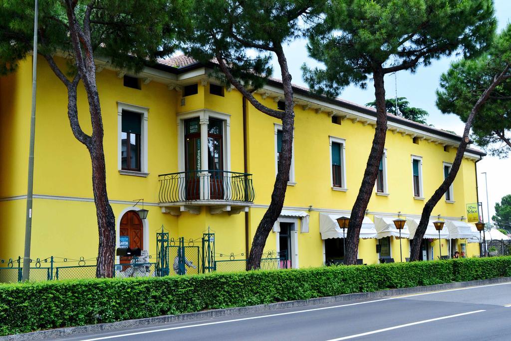 Casa Giulietta Hotel Desenzano del Garda Exterior photo